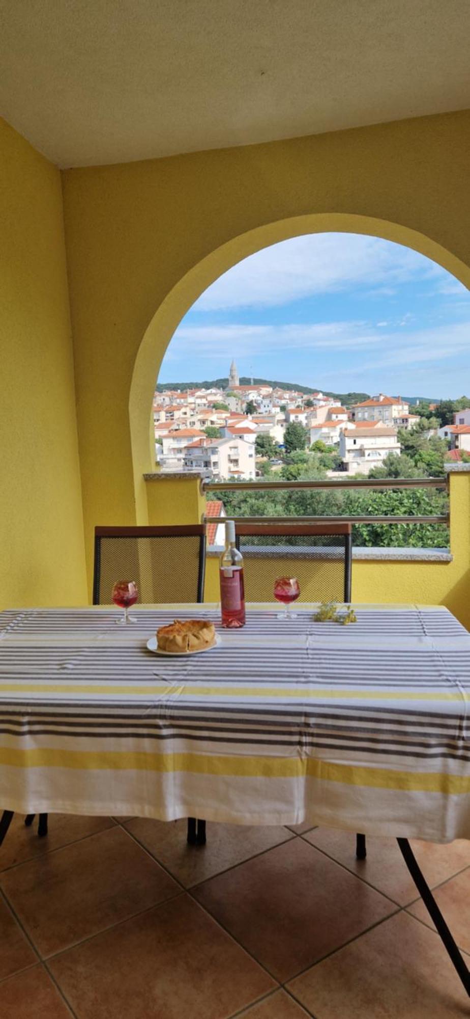 Ferienwohnung Sunce Vrbnik Exterior foto